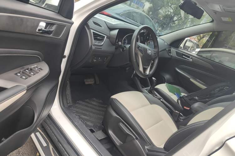 Used CHANGAN CS35 2017 1.6L Automatic Luxury Model Driver Seat