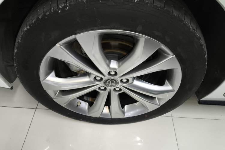 Used Toyota SIENNA 2023 2.5L Hybrid Deluxe Edition