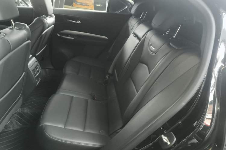 Used Cadillac XT4 2022 28T Two-Wheel Drive Prestige Version
