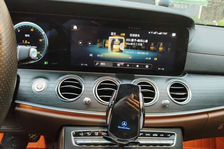 Used Mercedes-Benz E-Class 2021 Restyled E 300 L Sporty and Stylish Edition Audio And AC Panel