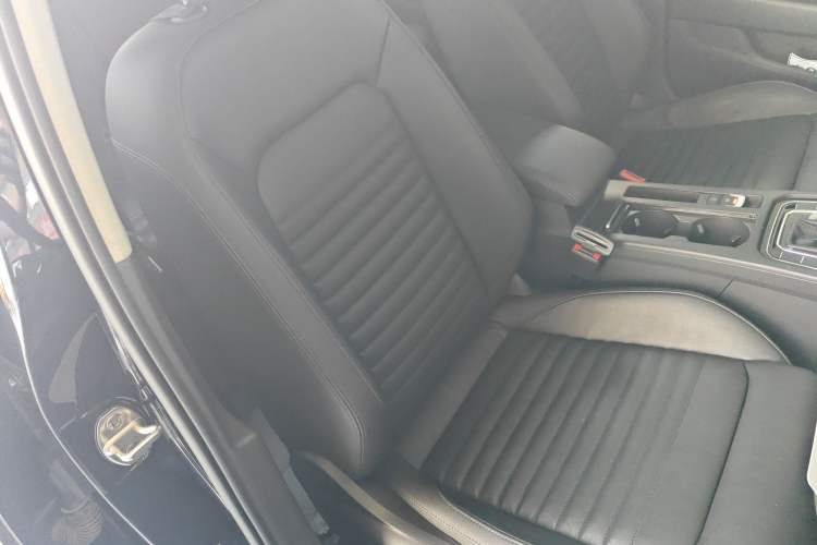 Used Volkswagen Magotan 2019 330TSI DSG Luxury Version China VI Standard
