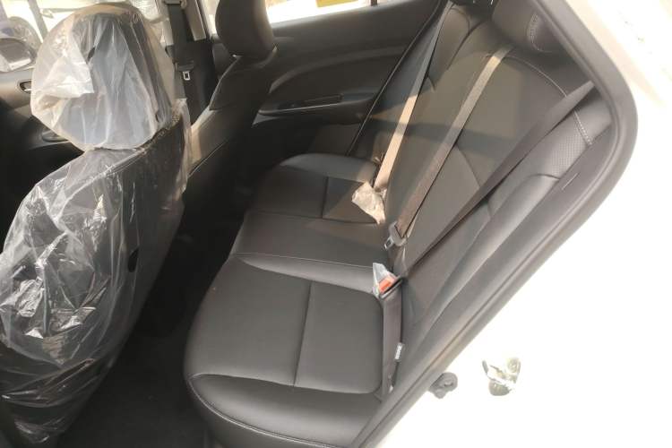 Used Kia kx1 Stonic 2021 1.4L CVT Sunroof Model