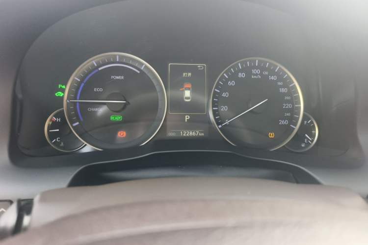 Used Lexus ES 2015 300h Comfort Edition
