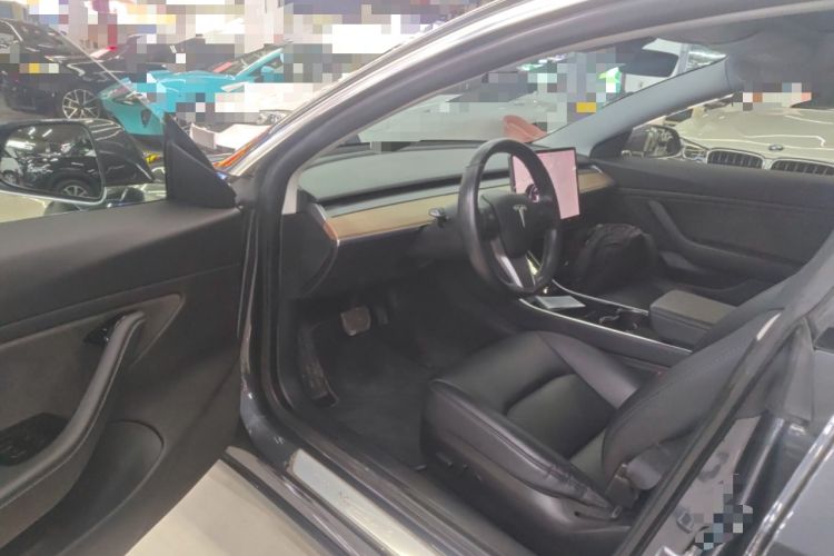 Used Tesla Model 3 2019 Long-Range Rear-Wheel-Drive Version
