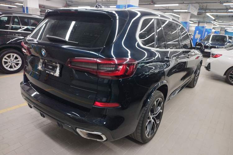 Used BMW X5 2022 Restyled xDrive 40Li Luxury Edition M Sport Package