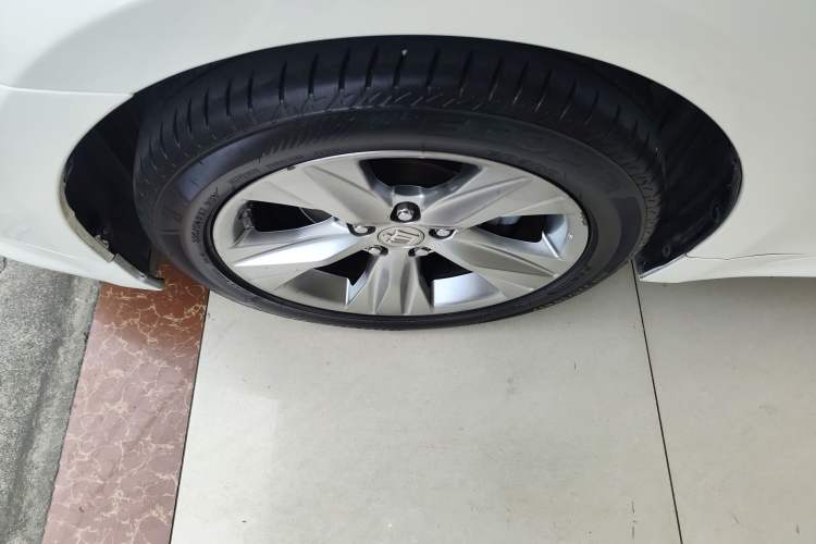 Used Toyota Crown 2015 2.0T Fashion Edition
