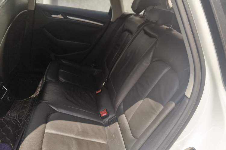 Used Audi A3 2015 Sportback 35 TFSI Millionth Anniversary Comfort Model
