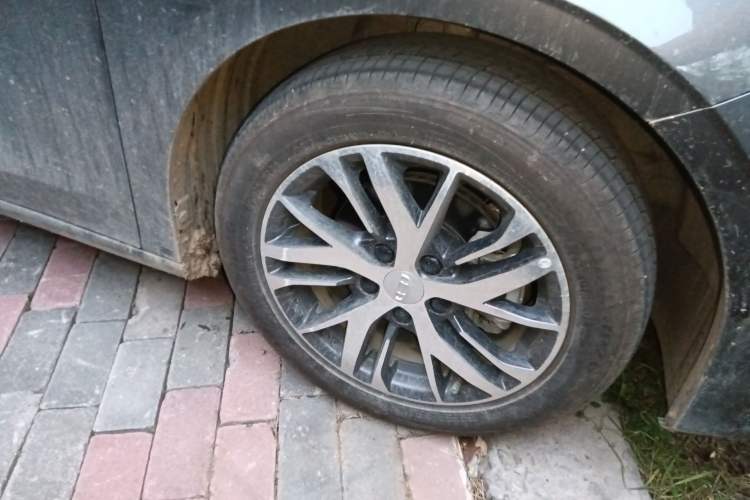 Used Geely Auto Emgrand 2025 4th Generation 1.5L Manual – Dragon Edition