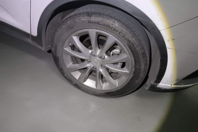 Used Geely Auto Emgrand GS 2016 Elegant Edition 1.8L Manual LingShang Model Right Front Wheel Hub