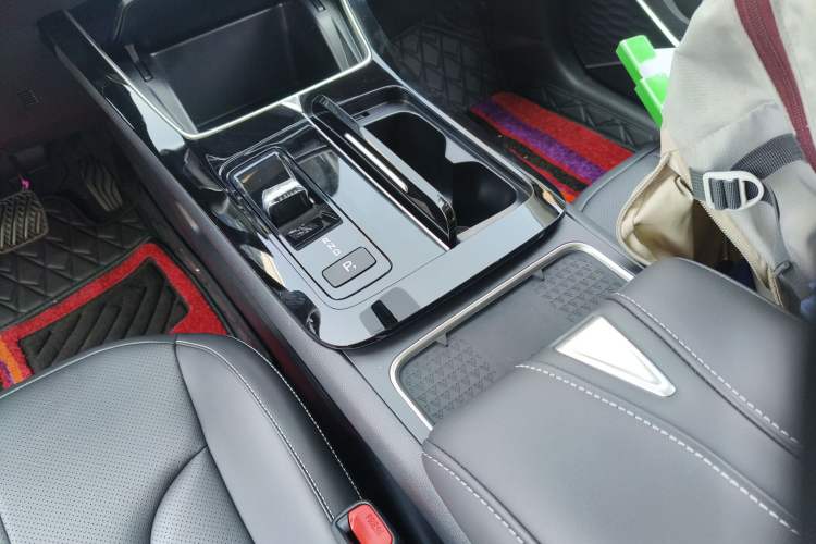 Used Venucia V DD-i 2025 Orca 150km Joyful Journey Edition