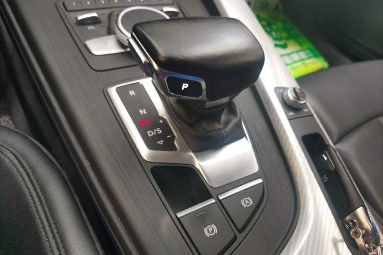 Used Audi A4L 2017 Plus 40 TFSI Fashion Model
