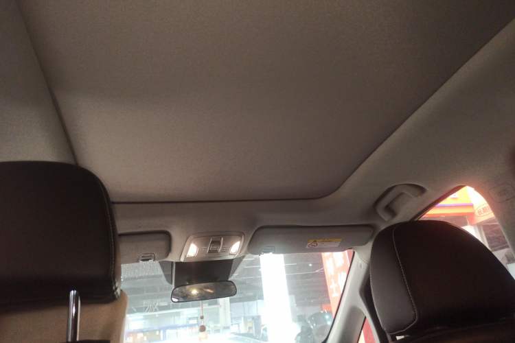 Used GAC Trumpchi M6 2021 270T DCT Prestige Edition (6-seater)