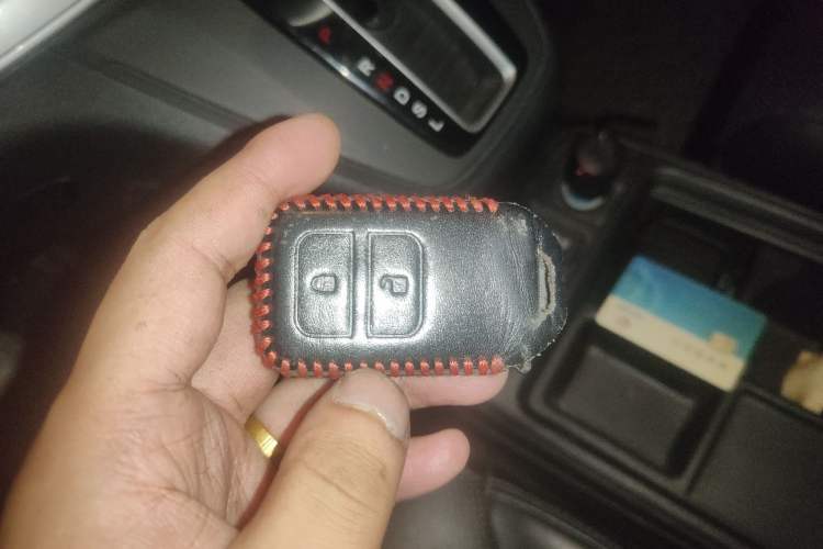 Used Honda CR-V 2015 2.4L four-wheel drive luxury version
