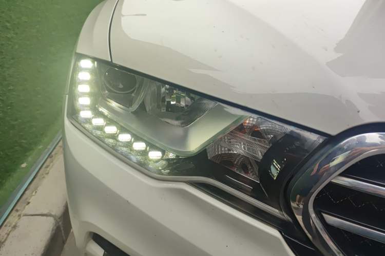 Used Haval H6 Coupe 2015 Blue Label 2.0T Automatic Two-Wheel Drive Prestige Model
