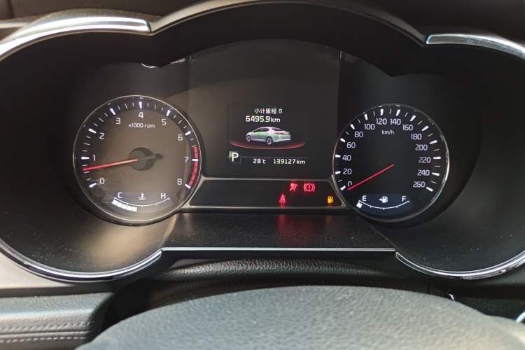 Used Kia K5 2014 2.0L Automatic LUXURY
