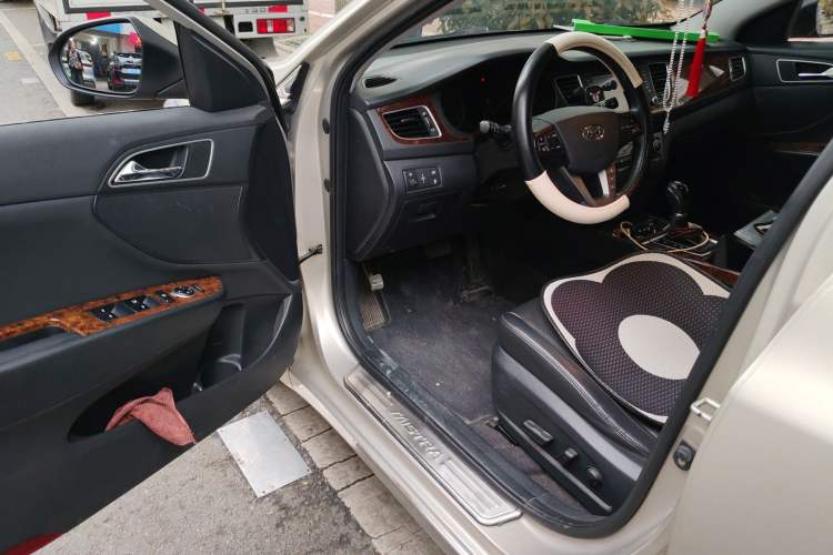 Used Hyundai Mistra 2014 1.8L Automatic Deluxe DLX Model
