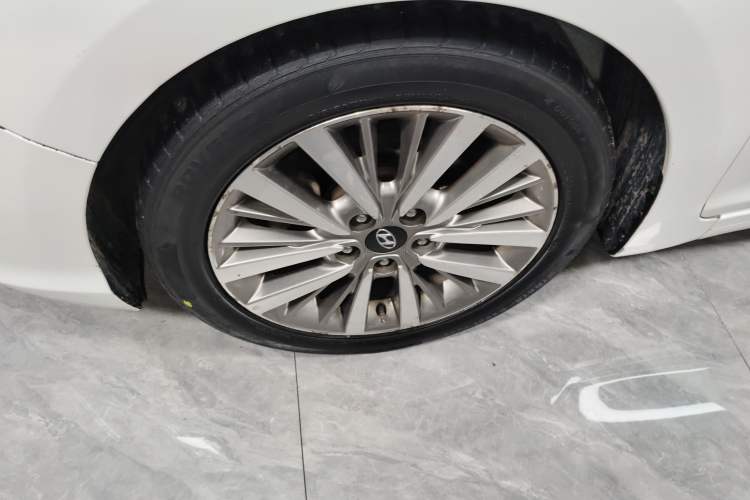 Used Hyundai Mistra 2017 1.8L Automatic Smart GLS China V Standard Left Front Wheel Hub