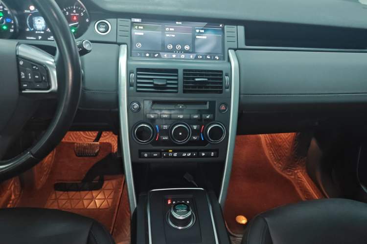 Used Land Rover Discovery Sport 2019 240 PS HSE Version China VI Standard
