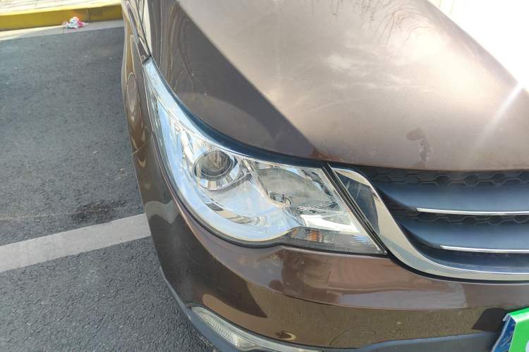 Used Baojun 730 2014 1.5L manual Comfort ESP version 7 seats
