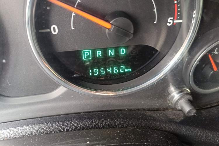 Used Jeep Wrangler 2015 2.8TD Sahara Four-Door Comfort Edition Odometer Close Up