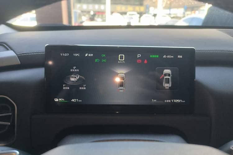 Used Formula Leopard Titanium 3 2025 501 km Range Rear-Wheel Drive Intelligent Driving Max Edition