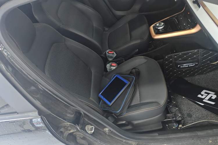 Used Dongfeng NAMMI BOX 2022 Light Wind Edition 201KM Lightning Model