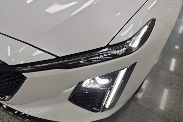 Used Cadillac GT4 2023 25T Prestige Version
