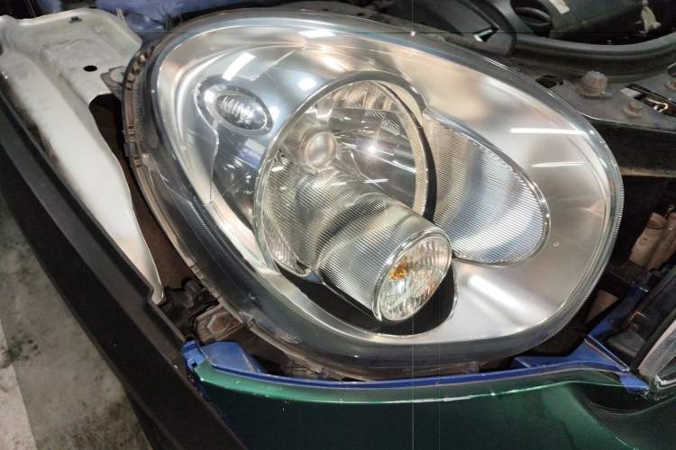 Used MINI 2012 1.6L ONE Baker Street Right Front Headlight