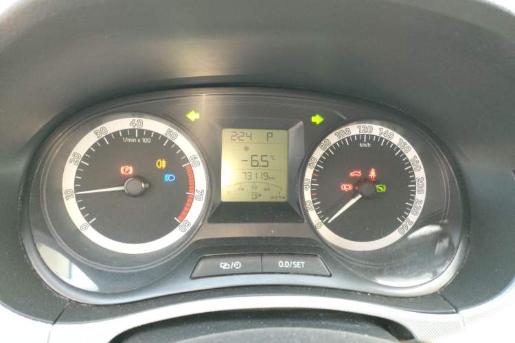 Used Skoda Fabia 2017 1.4L Automatic Car Enjoy Edition