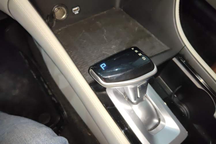 Used Hyundai Mistra 2021 1.8L CVT LUX Premium Edition
