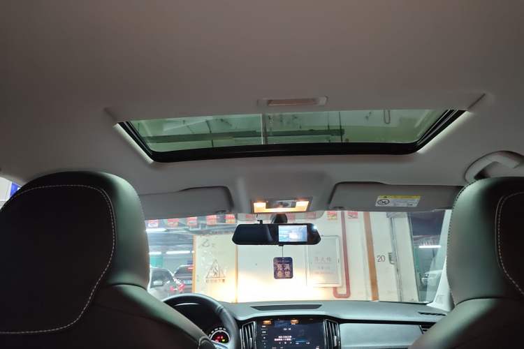 Used Skoda Kamiq 2020 1.5L Automatic Comfort Edition Headliner