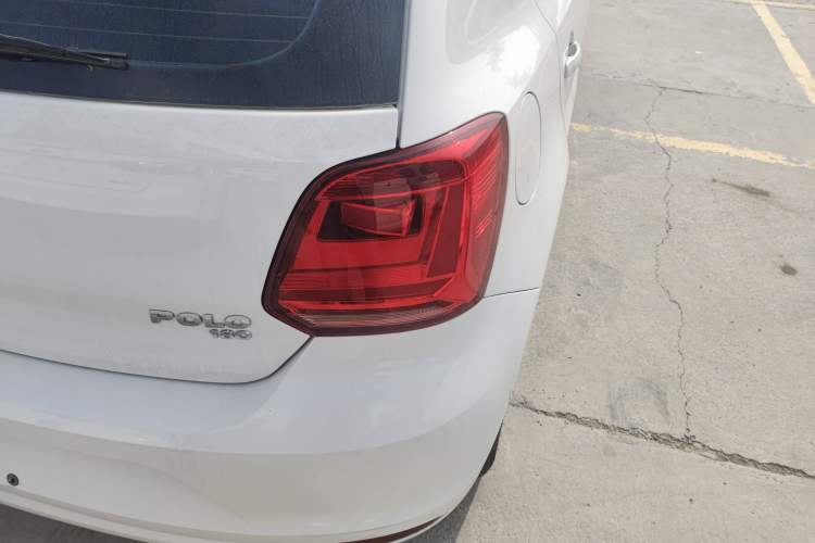 Used Volkswagen Polo 2018 1.5L Automatic Advanced Driving Model Right Rear Taillight