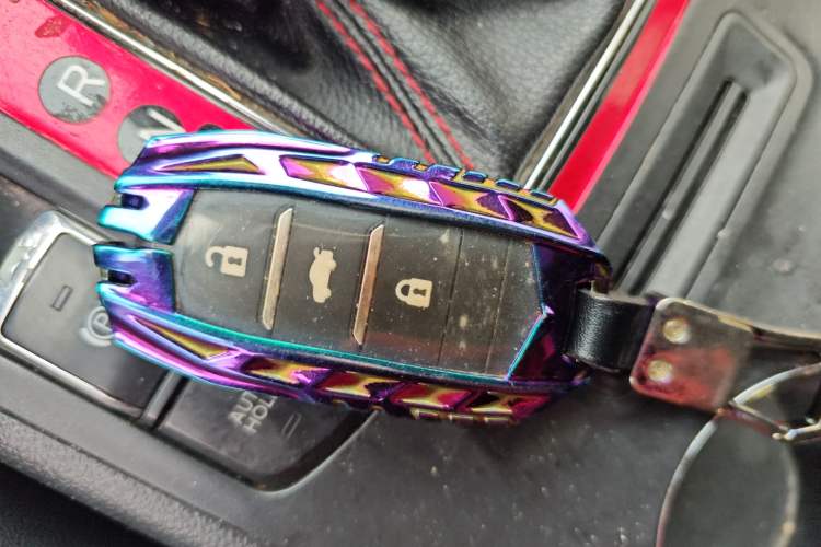 Used CHANGAN CS75 2016 1.8T Automatic Elite Model China V Standard
