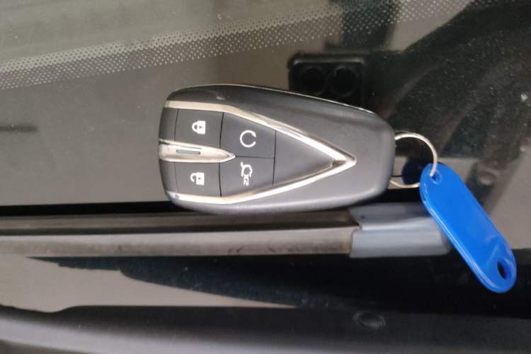 Used CHANGAN Eado 2021 PLUS 1.6L GDI CVT Luxury Model Vehicle Key