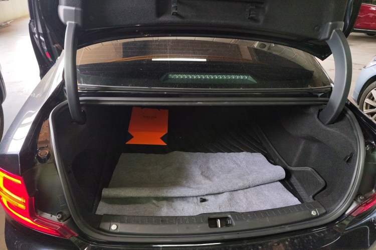 Used Volvo S90 2020 T5 Zhiyi Luxury Edition