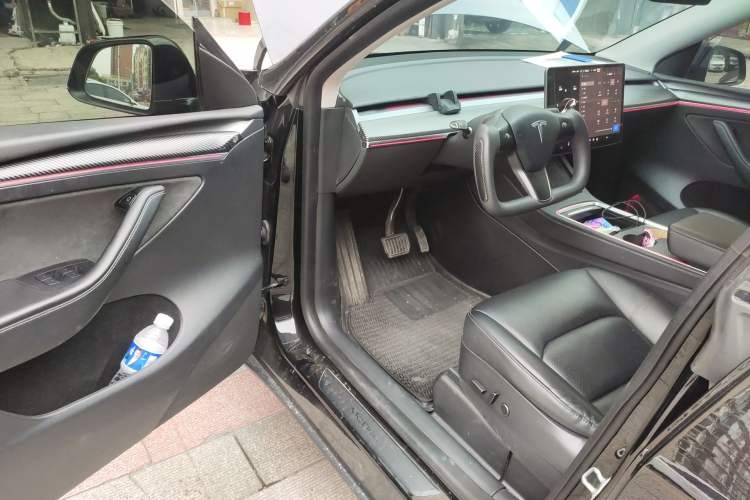 Used Tesla Model Y 2021 Standard Range Rear-Wheel Drive Version