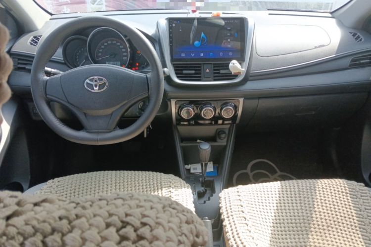 Used Toyota YARiS L Zhi Xuan 2020 X-Trail X 1.5L CVT Leading Edition Center Console