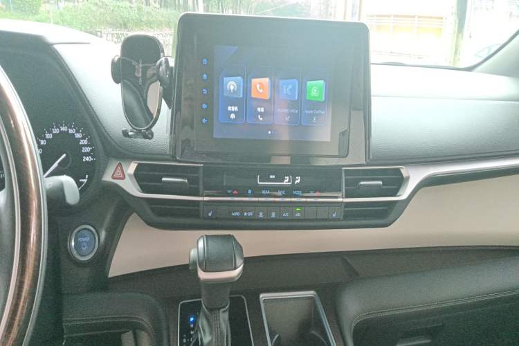 Used Toyota SIENNA 2021 2.5L Hybrid Luxury Edition Audio And AC Panel