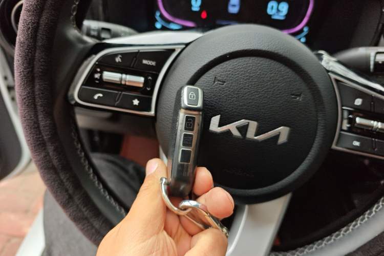 Used Kia K3 2023 1.5L CVT Luxury Edition