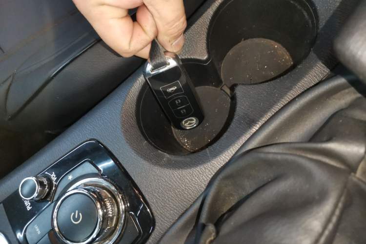 Used Mazda Mazda 3 Axela 2016 Sedan 1.5L Automatic Comfort Model
