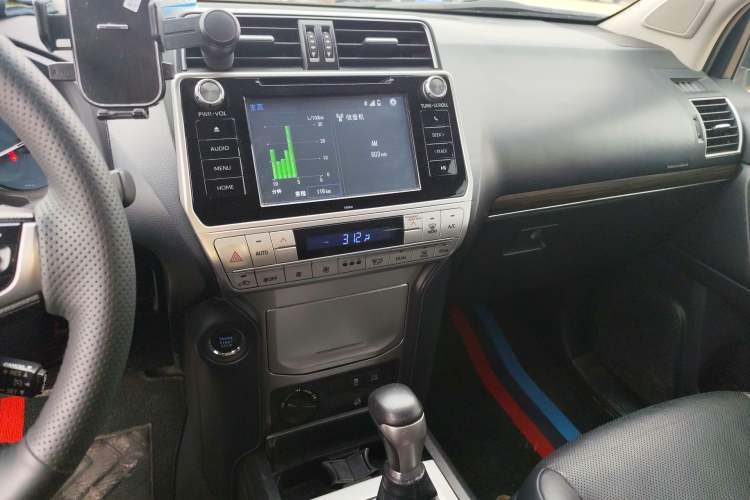 Used Toyota Prado 2018 3.5L Automatic TX-L with Rear-Mounted Spare Tire Audio And AC Panel