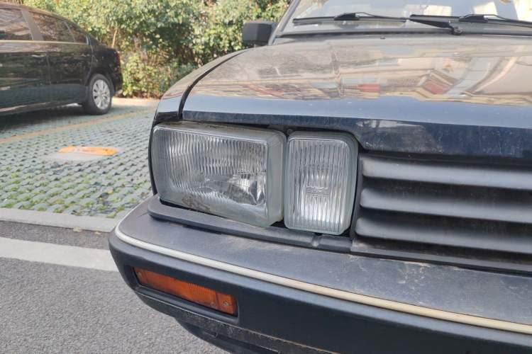 Used Volkswagen Santana Classic 2007 1.8L Jingchang Model Right Front Headlight