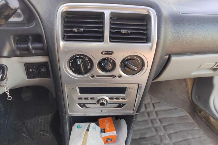 Used Suzuki Lingyang 2012 1.3L Standard Version
