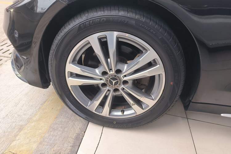 Used Mercedes-Benz C-Class 2017 Facelift C 200 L Sport Edition
