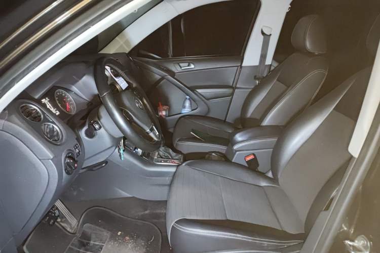 Used Volkswagen Tiguan L 2016 280TSI Automatic Two-Wheel-Drive Silk Road Style Edition