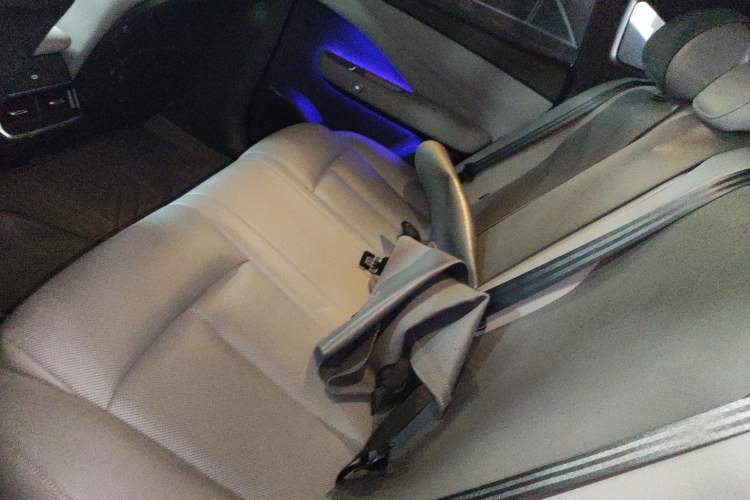 Used Nissan N7 2025 625 Max Left Rear Seat