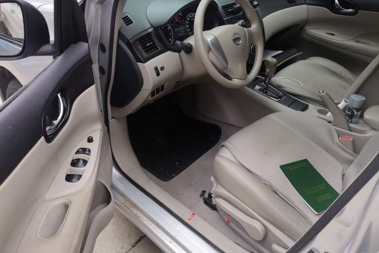 Used Nissan Tiida 2011 1.6L CVT Smart Version