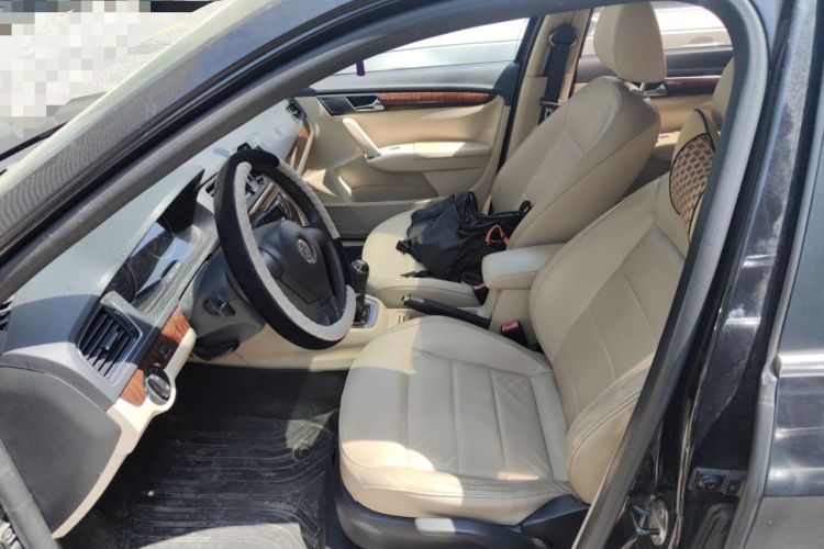 Used Volkswagen Lavida 2013 Restyled Classic 1.6L Manual Comfort Edition Left Front Seat