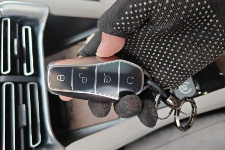 Used BYD Song PLUS New Energy 2025 EV 520km Premium Version Interior 1