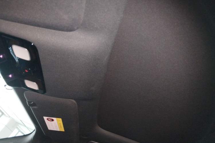 Used Li Auto L8 2023 Air model